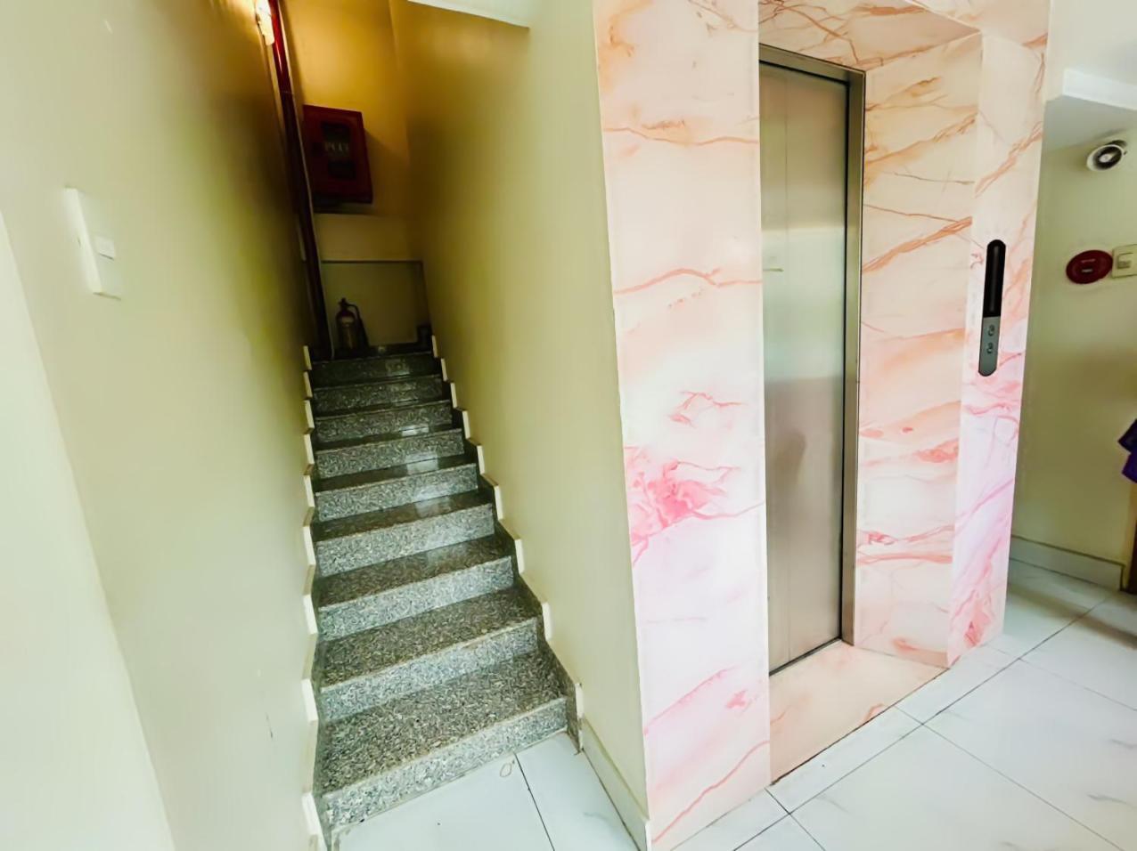Ngoi Sao Nho Hotel مدينة هوشي منه المظهر الخارجي الصورة