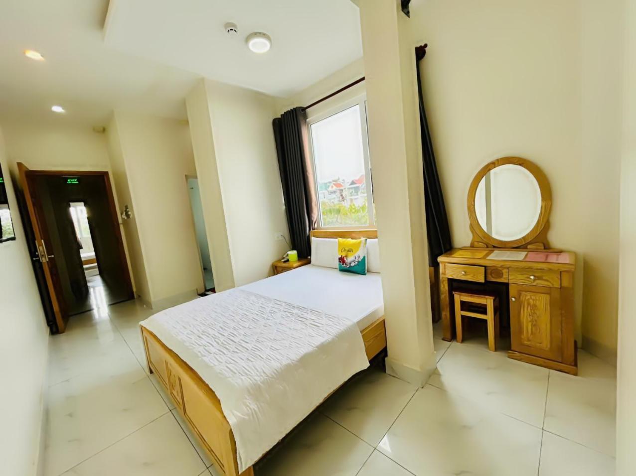 Ngoi Sao Nho Hotel مدينة هوشي منه المظهر الخارجي الصورة
