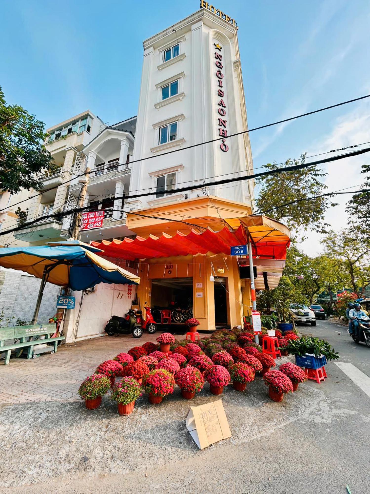 Ngoi Sao Nho Hotel مدينة هوشي منه المظهر الخارجي الصورة